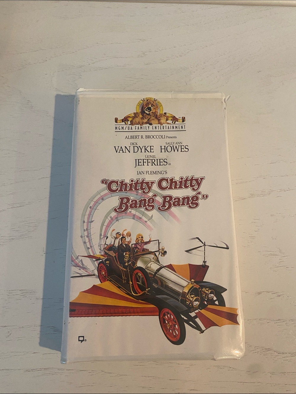 Chitty Chitty Bang Bang VHS Tape – White Cover with Colorful Illustration
